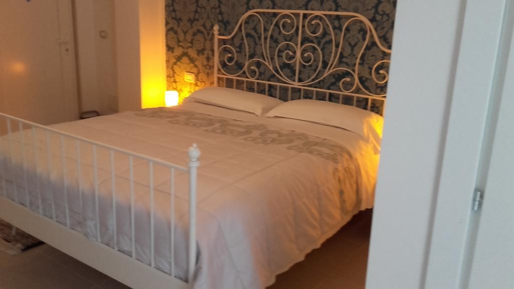 Le Tre Rose Bed & Breakfast Casamassima Exteriör bild